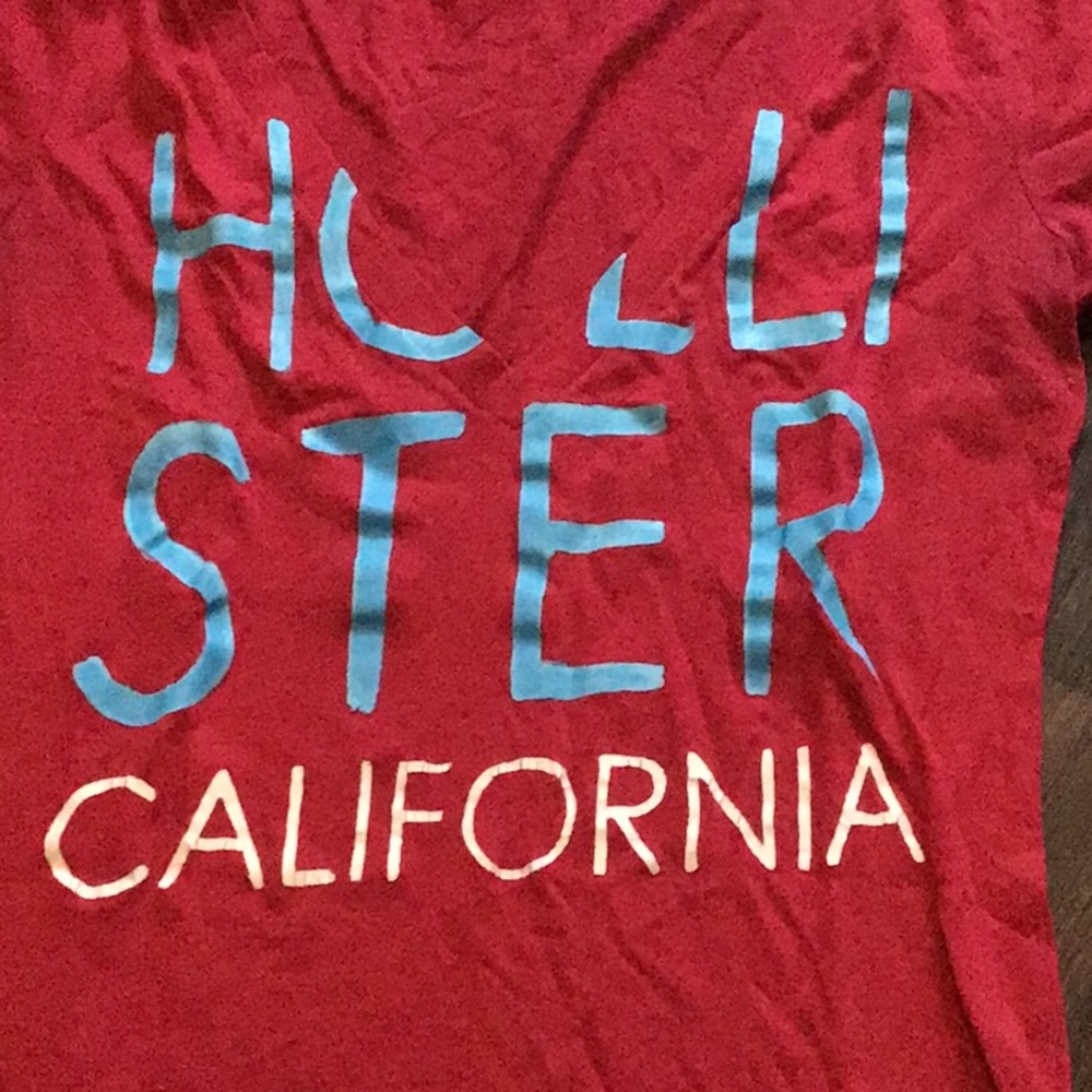 Hollister short sleeve shirt